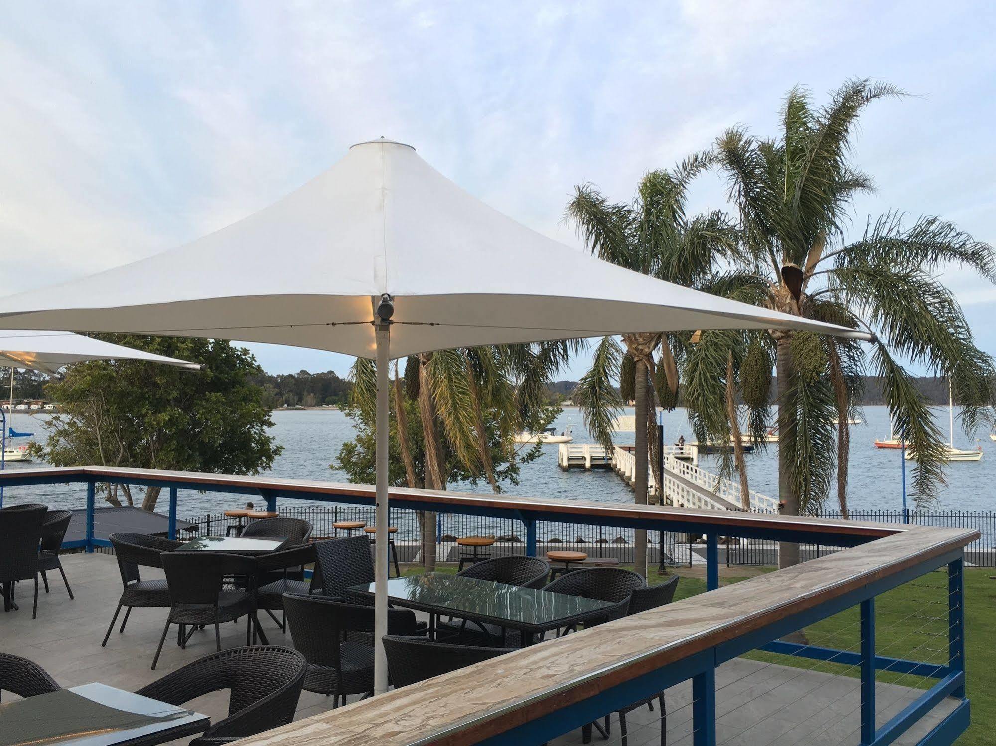 Motel Mariners On The Waterfront Batemans Bay Exteriér fotografie